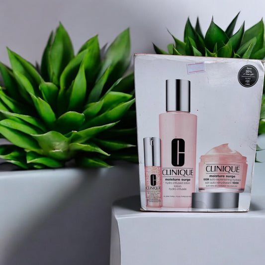 CLINIQUE MOISTURE SURGE GIFT SET