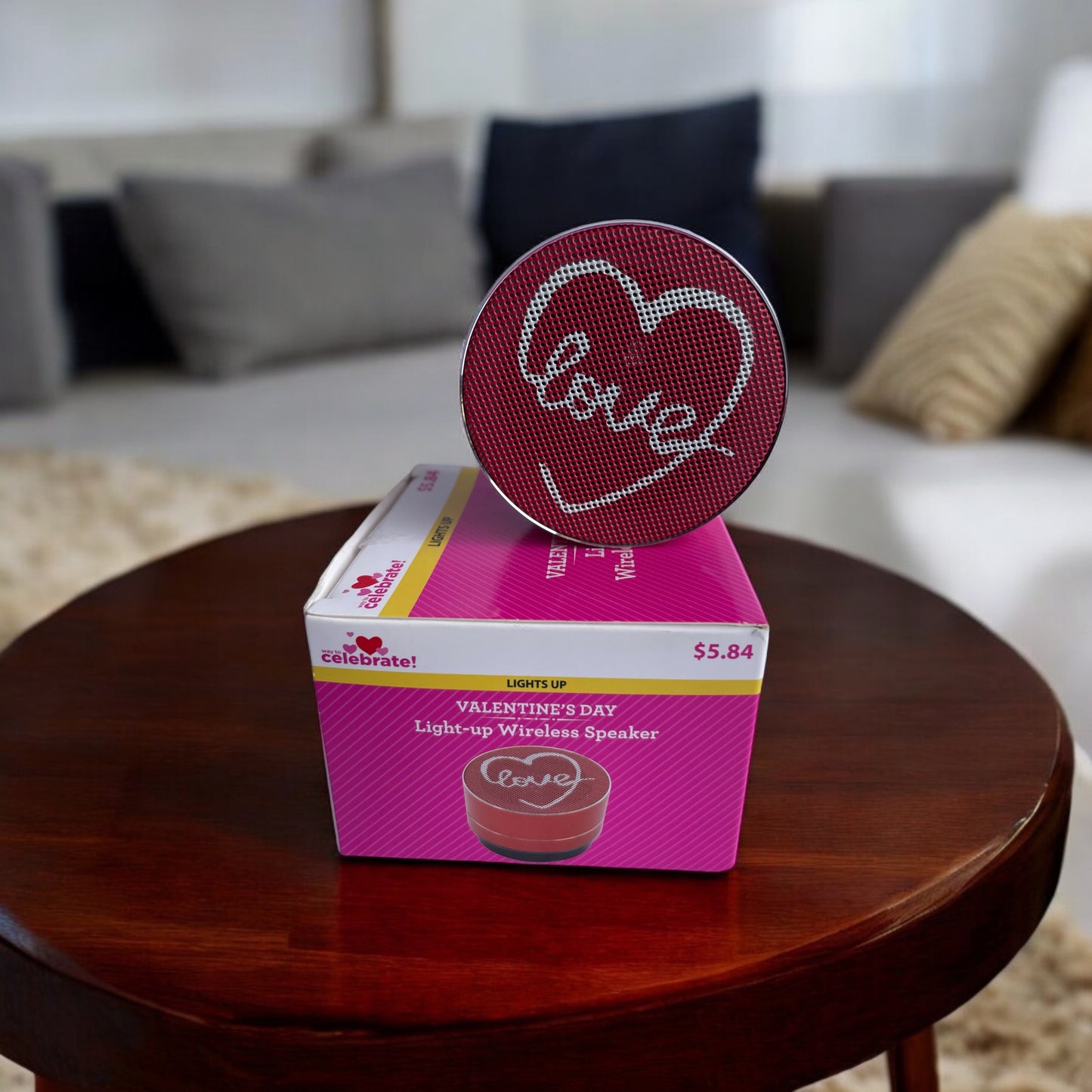 VALENTINE'S DAY
Light-up Wireless Speaker